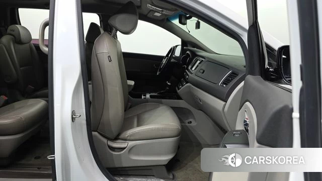Kia All New Carnival 2018 Белый из Кореи, фото 2