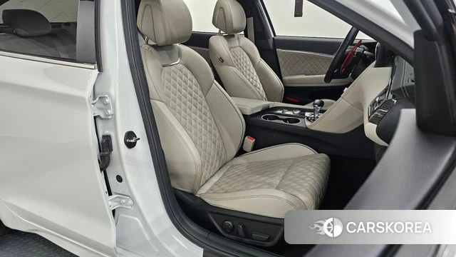 Genesis The New G70 2021 Белый из Кореи, фото 2