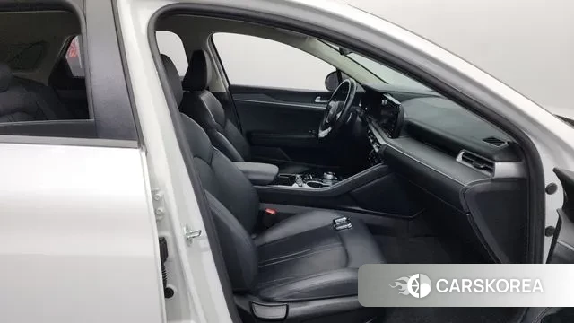 Kia K5 3rd generation 2022 Белый из Кореи, фото 2