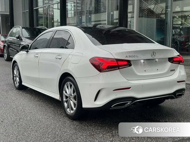 Mercedes-Benz Class A 2021 Белый из Китая, фото 2