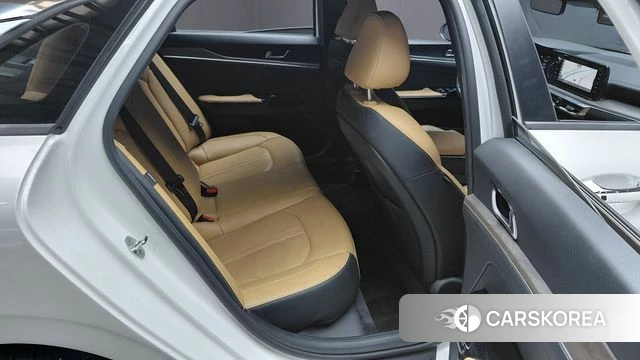 Kia K5 3rd generation 2021 Белый из Кореи, фото 2