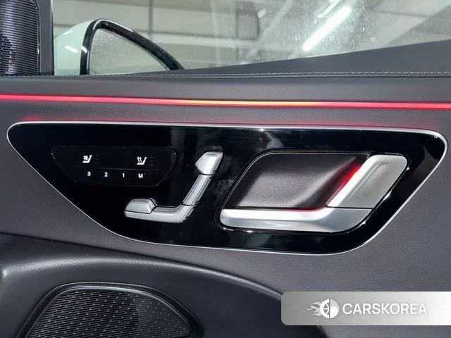 Mercedes-Benz E-Class W214 2025 Белый из Кореи, фото 2
