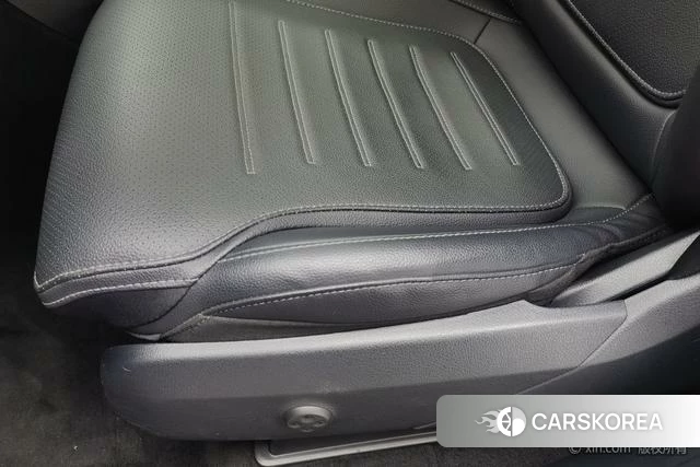 Mercedes-Benz GLC 2024 Черный из Китая, фото 2