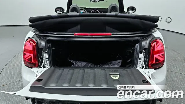 Mini Cooper S Convertible 2023 Белый из Кореи, фото 2