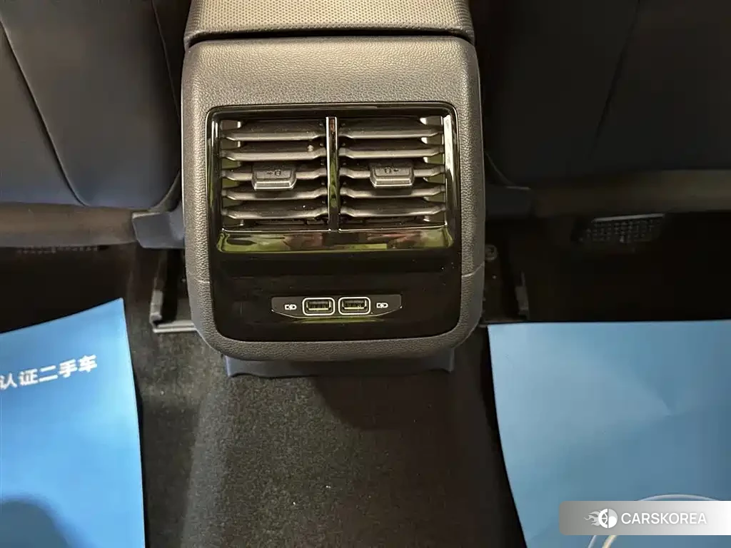 Volkswagen Sagitar 2025 Черный из Китая, фото 2