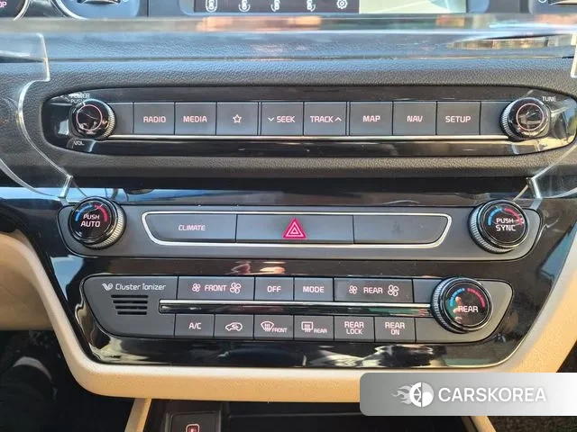 Kia The New Carnival 2019 Белый из Кореи, фото 2