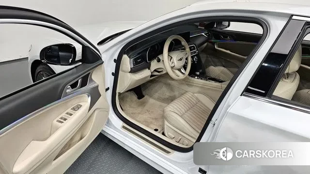 Genesis The New G70 2023 Белый из Кореи, фото 2