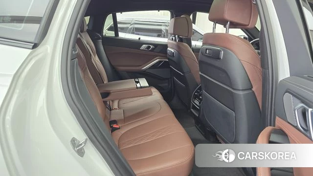 BMW X6 (G06) 2024 Белый из Кореи, фото 2