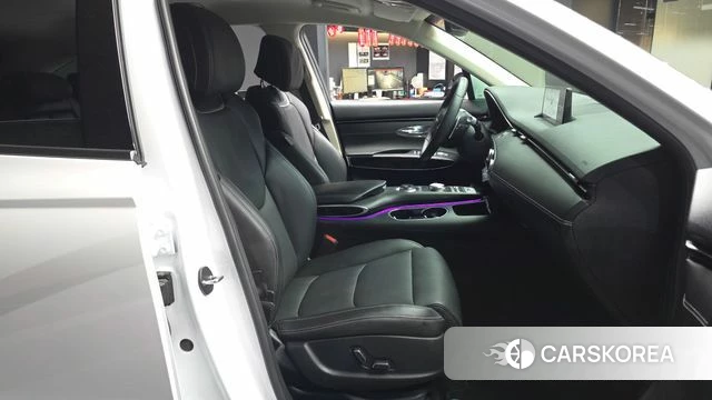Genesis GV70 2021 Белый из Кореи, фото 2