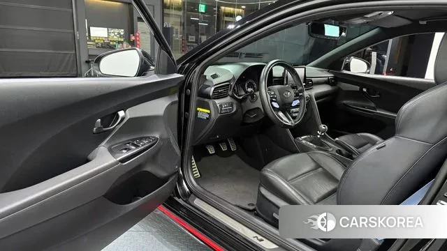 Hyundai Veloster (JS) 2018 Черный из Кореи, фото 2