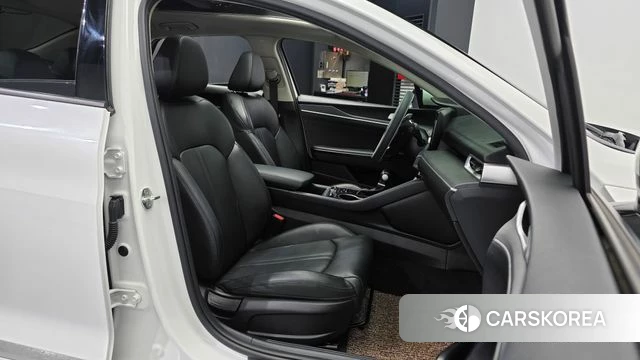 Kia K5 3rd generation 2020 Белый из Кореи, фото 2