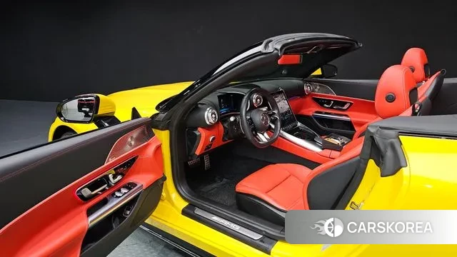 Mercedes-Benz SL-Class R232 2023 Желтый из Кореи, фото 2