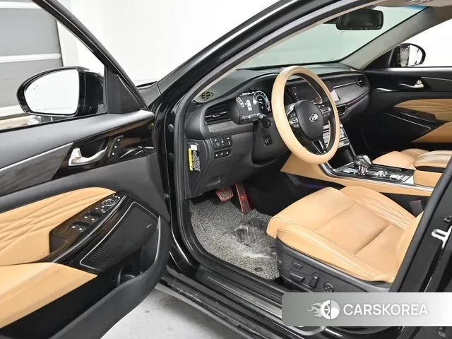 Kia K7 Premier 2020 Черный из Кореи, фото 2