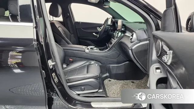 Mercedes-Benz GLC-Class X253 2019 Черный из Кореи, фото 2