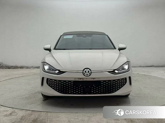 Volkswagen Lingdu 2023 Белый из Китая, фото 2