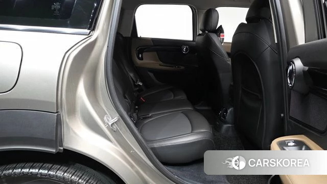 Mini Cooper D Countryman 2020 Песочный из Кореи, фото 2
