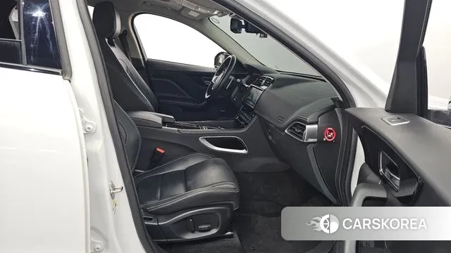 Jaguar F-PACE 2018 Белый из Кореи, фото 2