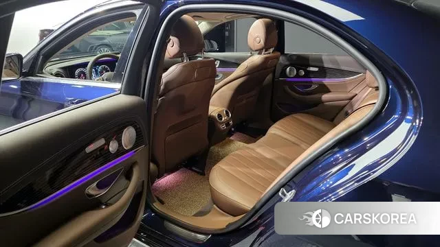 Mercedes-Benz E-Class W213 2020 Синий из Кореи, фото 2