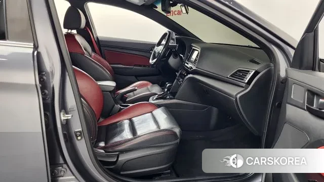 Hyundai Avante AD 2018 Серый из Кореи, фото 2