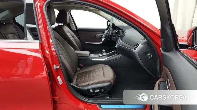 BMW 3 Series (G20) 2019 Красный из Кореи, фото 2