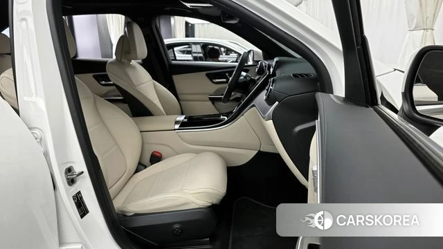 Mercedes-Benz GLC-Class X254 2024 Белый из Кореи, фото 2