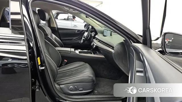 Genesis Electrified G80 (RG3) 2022 Черный из Кореи, фото 2