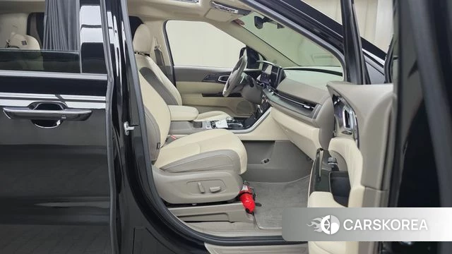 Kia Carnival 4th generation 2023 Черный из Кореи, фото 2