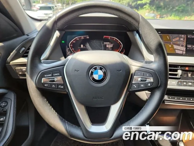 BMW 1 Series (F40) 2022 Белый из Кореи, фото 2