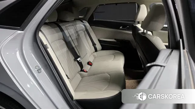 Kia The New K5 3rd generation 2023 Серебристо-серый из Кореи, фото 2