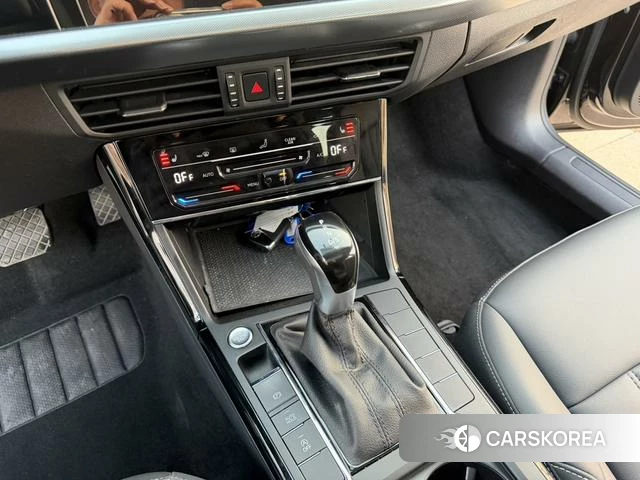 Volkswagen Passat 2022 Черный из Китая, фото 2