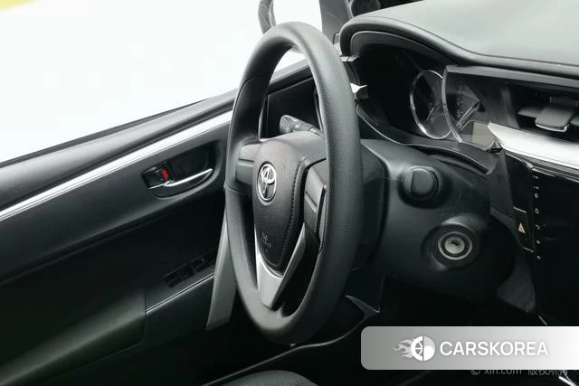 Toyota Corolla 2019 Белый из Китая, фото 2