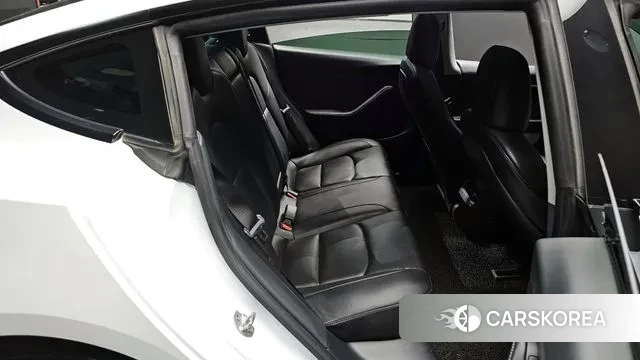 Tesla Model 3 2022 Белый из Кореи, фото 2
