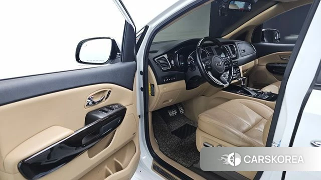 Kia The New Carnival 2018 Белый из Кореи, фото 2