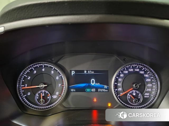 Hyundai The New Santa Fe 2023 Белый из Кореи, фото 2