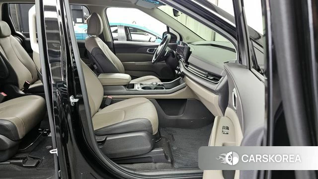 Kia The New Carnival 4th Generation 2024 Черный из Кореи, фото 2