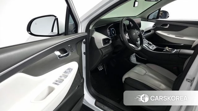 Hyundai The New Santa Fe 2023 Белый из Кореи, фото 2