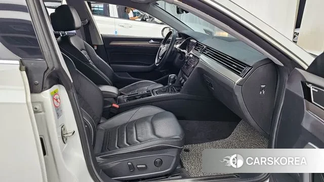 Volkswagen Arteon 2019 Белый из Кореи, фото 2