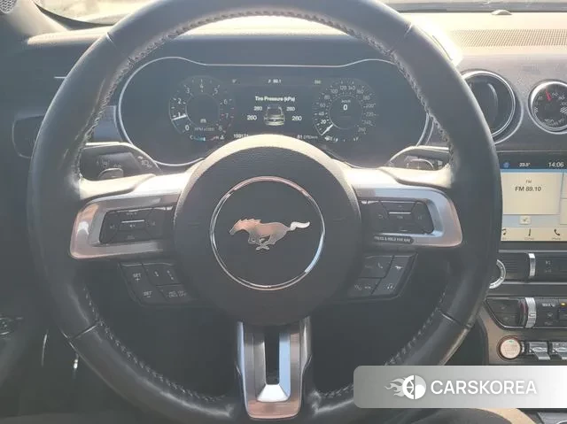 Ford Mustang 2019 Белый из Кореи, фото 2