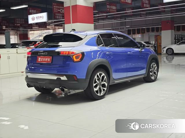 Lynk 02 2019 Синий из Китая, фото 2