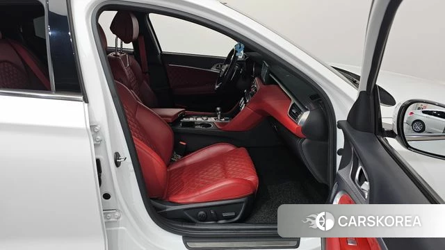 Genesis The New G70 2021 Белый из Кореи, фото 2