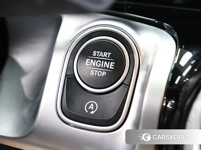 Mercedes-Benz GLB-Class X247 2024 Белый из Кореи, фото 2