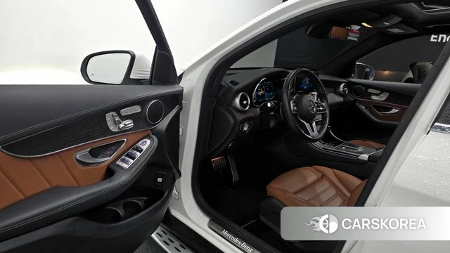 Mercedes-Benz GLC-Class X253 2022 Белый из Кореи, фото 2