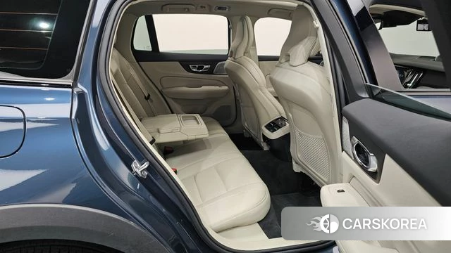 Volvo V60 Cross-Country 2nd Generation 2019 Синий из Кореи, фото 2