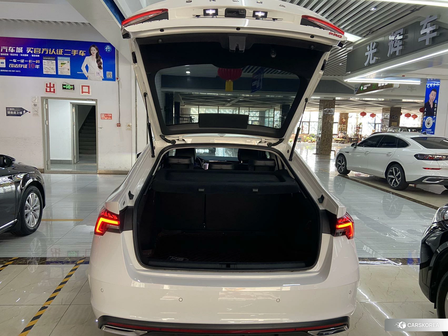 Skoda Octavia 2022 Белый из Китая, фото 2