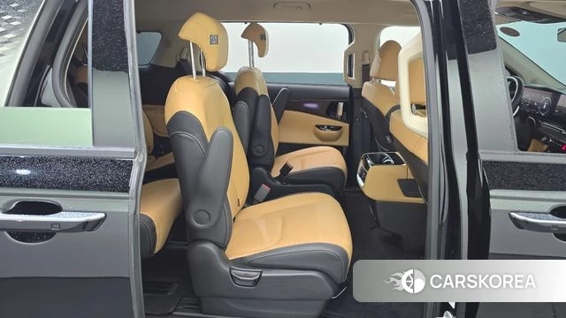 Kia Carnival 4th generation 2023 Черный из Кореи, фото 2