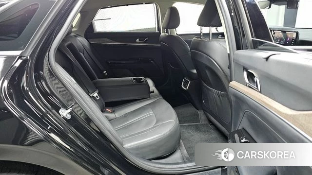 Kia K5 3rd generation 2023 Черный из Кореи, фото 2