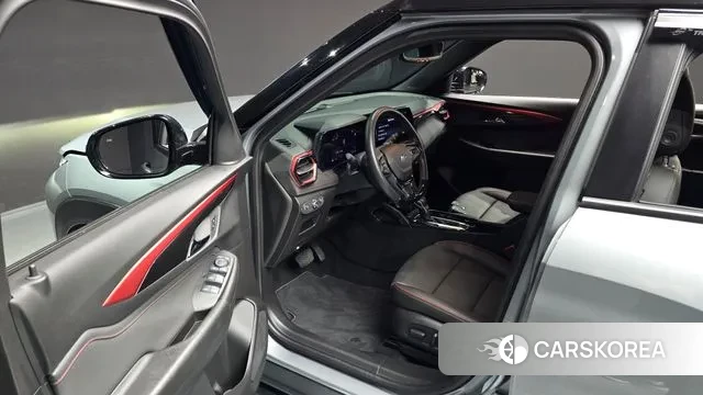 Chevrolet (GM Daewoo) The New Trail Blazer 2024 Серый из Кореи, фото 2