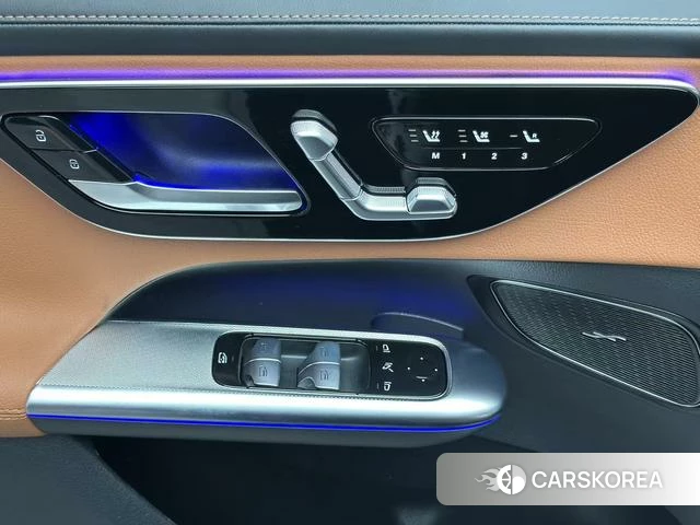 Mercedes-Benz GLC 2024 Черный из Китая, фото 2