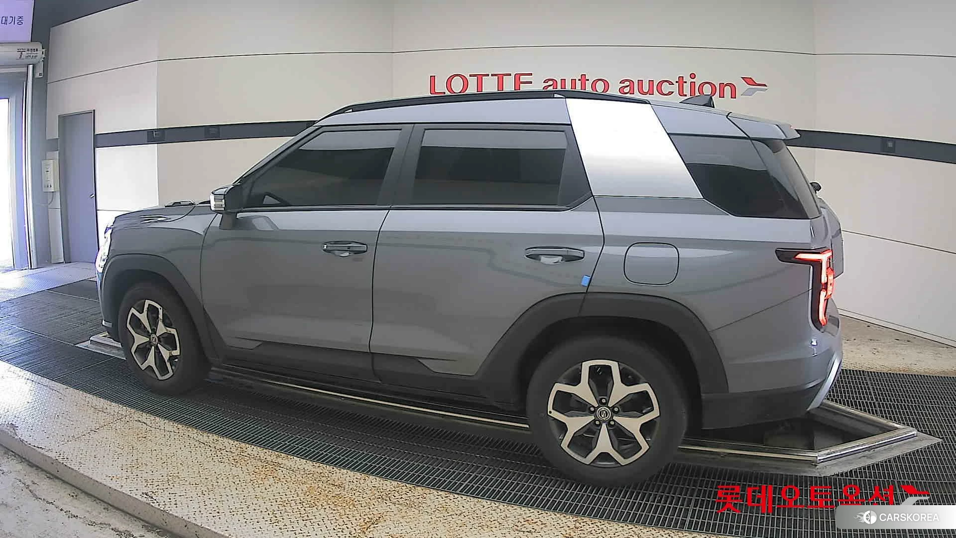SsangYong Torres 2023 Platinum Gray из Кореи, фото 2