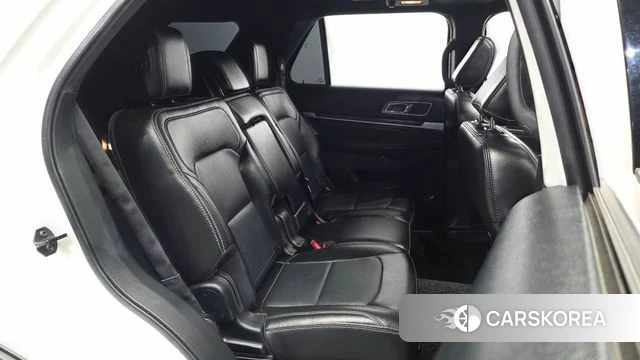 Ford Explorer 2018 Белый из Кореи, фото 2